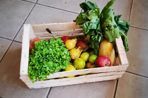 Combo N°4: Bolsón de Verduras x 4 Kg. + Peras + Manzanas + Limones + Mix de Tés